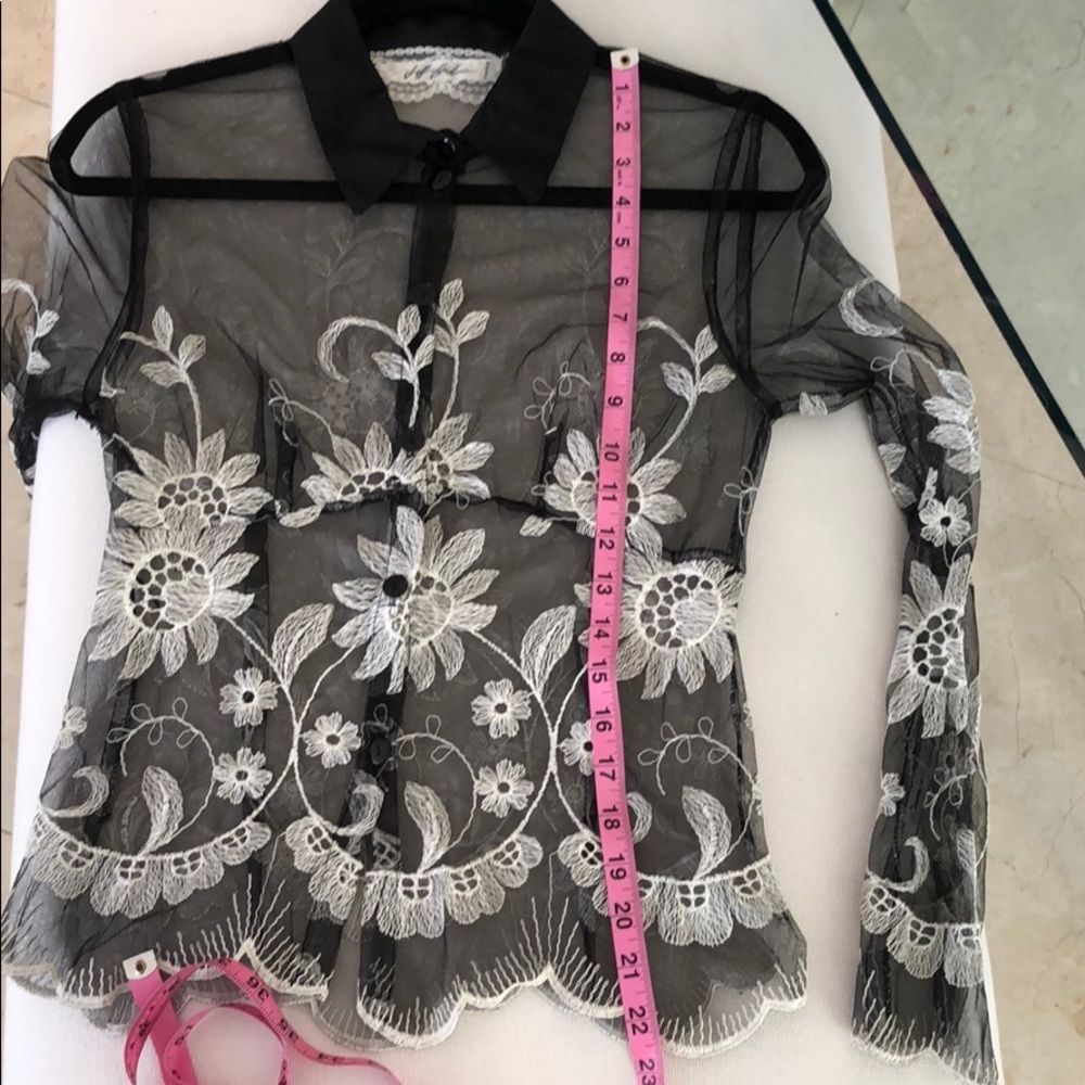Jeff Gallano Black sheer w/lace floral design - Picture 6 of 8